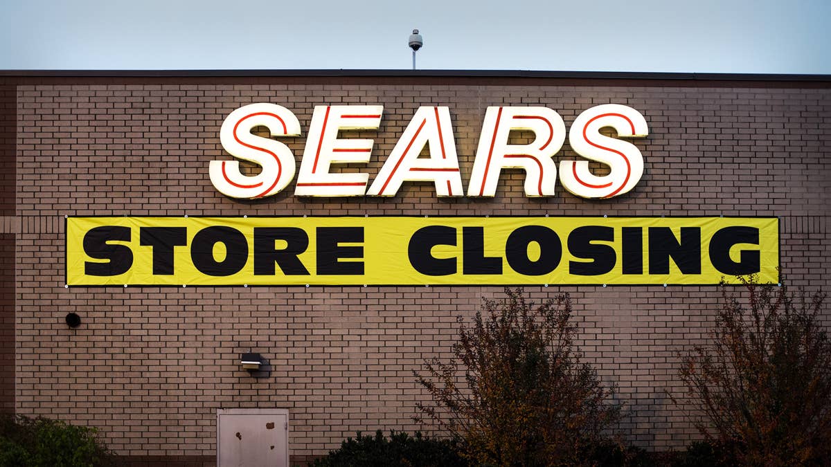 After 2,700 closures, 140-year-old retailer has 5 stores left