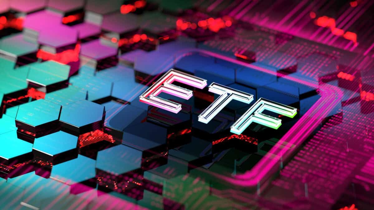 Is VFV a Good ETF for Canadian Investors?