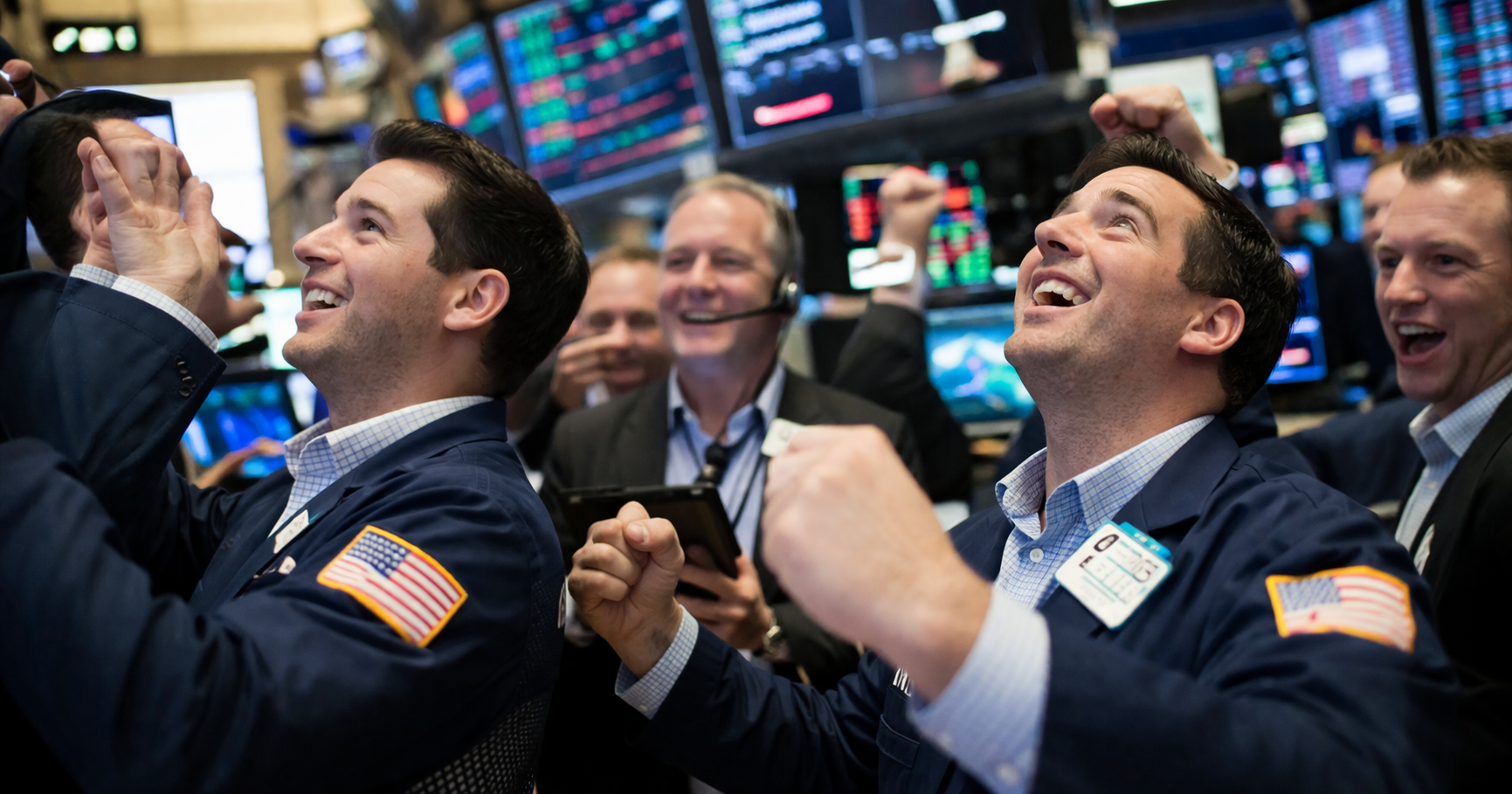 Dow rises 260 points as weak jobs data lifts US stocks